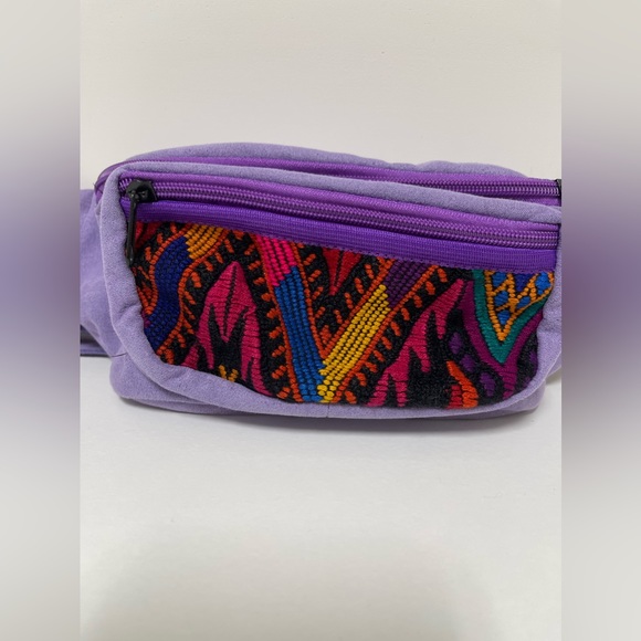 Handmade Guatemala woman Fanny pack, crossbody bag - Picture 2 of 4